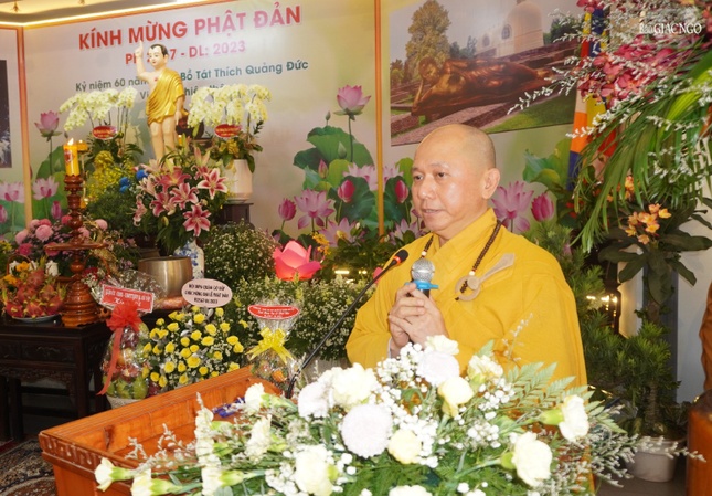 Thượng tọa Thích Tắc Bạch, Phó Thường trực Ban Trị sự GHPGVN Q.Gò Vấp cảm tạ kết thúc buổi lễ