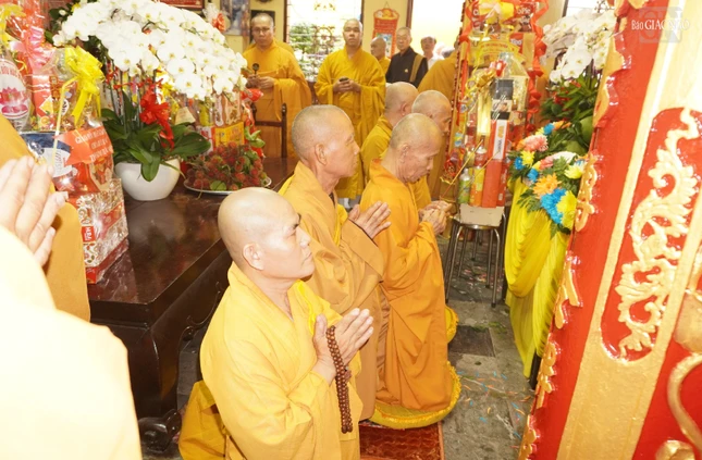 Khóa lễ cung tiến Giác linh Khóa lễ cung tiến Giác linh