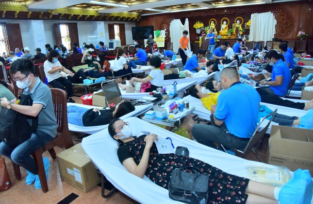 Cuối tuần, các bạn trẻ về chùa Giác Ngộ tham gia hiến máu nhân đạo Cuối tuần, các bạn trẻ về chùa Giác Ngộ tham gia hiến máu nhân đạo