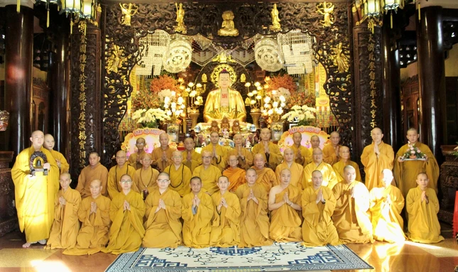 Lưu niệm tại trường hạ Đại Giác