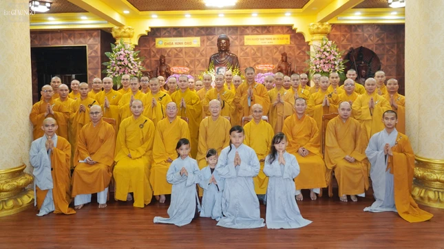 Lưu niệm tại trường hạ chùa Minh Đạo