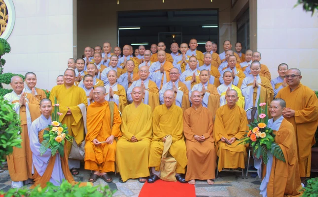 Lưu niệm trường hạ chùa Liên Hoa, H.Bình Chánh