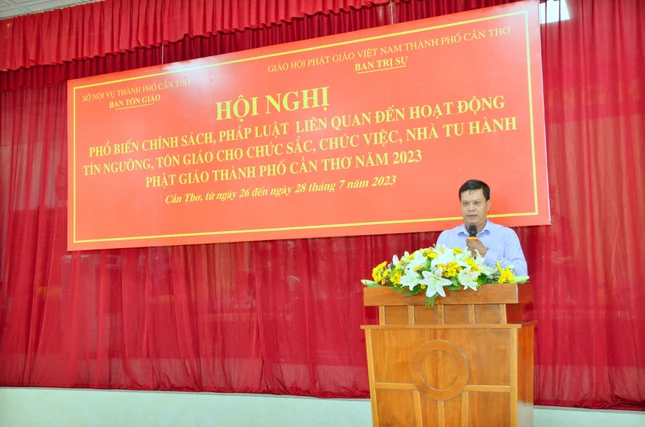 Ông Nguyễn Thanh Kiệt, Trưởng ban Tôn giáo - Sở Nội vụ TP.Cần Thơ phát biểu Ông Nguyễn Thanh Kiệt, Trưởng ban Tôn giáo - Sở Nội vụ TP.Cần Thơ phát biểu