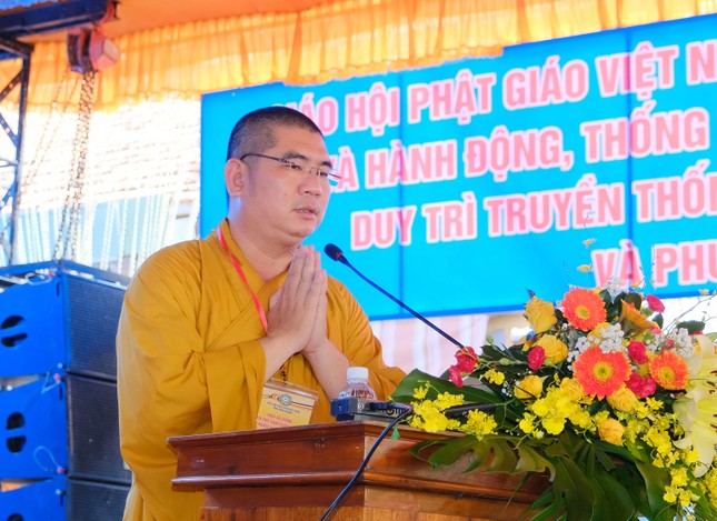 Đại đức Thích Nguyên Nguyệt, Phó ban kiêm Chánh Thư ký Ban Trị sự tỉnh báo cáo