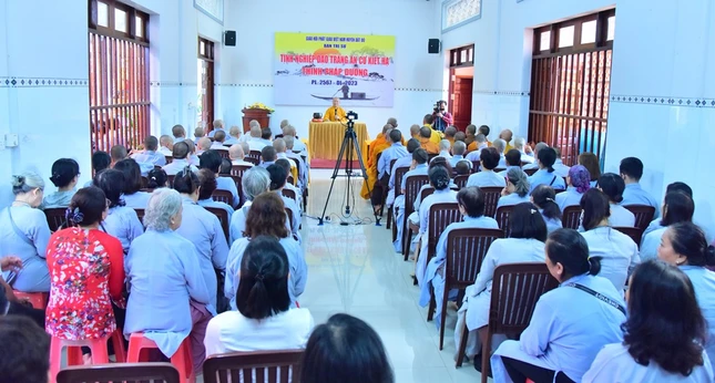 Thượng tọa Thích Nhật Từ chia sẻ đến hành giả an cư tại chùa Bửu Quang Thượng tọa Thích Nhật Từ chia sẻ đến hành giả an cư tại chùa Bửu Quang