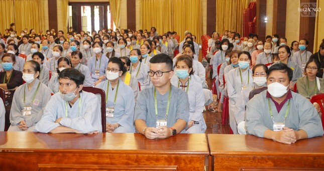 Phật tử trang nghiêm