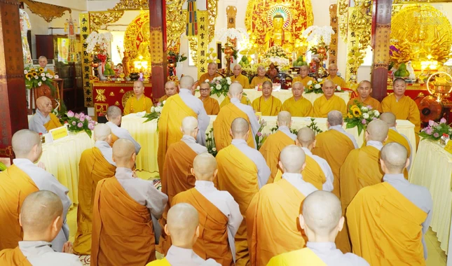 Chư Ni trường hạ chùa Phước Hòa tác bạch tri ân lễ tạ pháp an cư