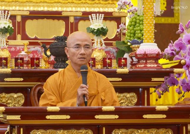 Thượng tọa Thích Thích Thiện Quý thuyết giảng tại Việt Nam Quốc Tự sáng 25-8-2023