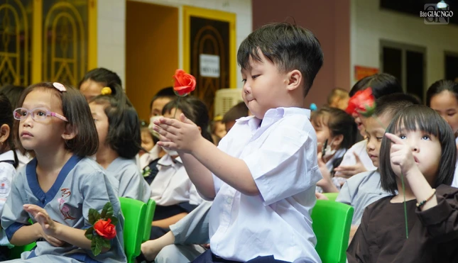 Sẽ phấn đấu đạt nhiều hoa điểm 10