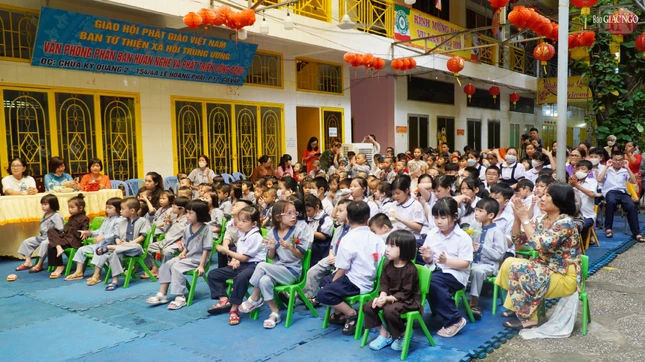 Hân hoan đón chào năm học mới