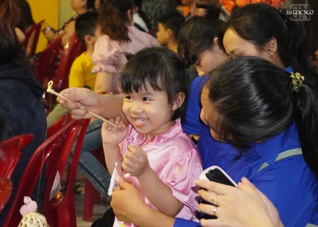 Niềm vui tuổi thơ