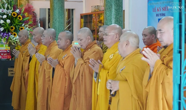 Chư tôn đức Tăng