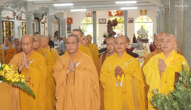 Chư Tăng Q.Gò Vấp và các quận, huyện TP.HCM tưởng niệm