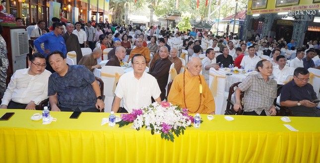Chư tôn đức Phật giáo H.Củ Chi cùng đại diện các cấp chính quyền huyện và TP.HCM tham dự Chư tôn đức Phật giáo H.Củ Chi cùng đại diện các cấp chính quyền huyện và TP.HCM tham dự