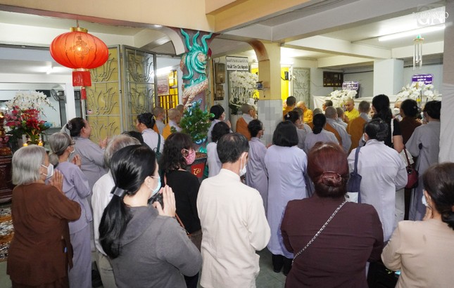 Lễ nhập kim quan Sư cô Thích nữ Huệ Thanh