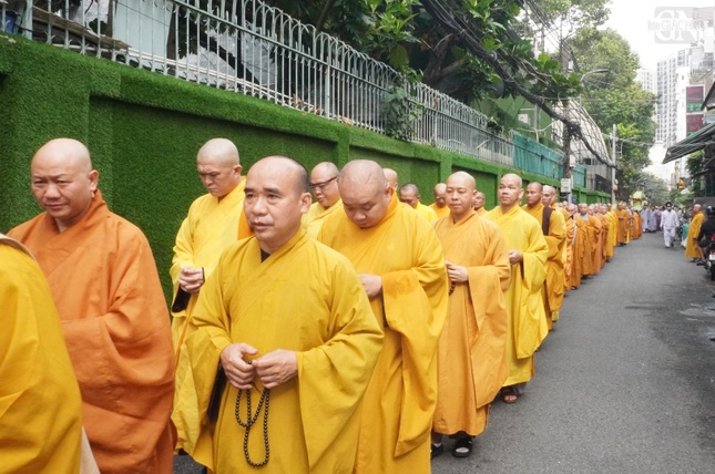 Chư tôn đức Q.10 và các quận huyện TP.HCM