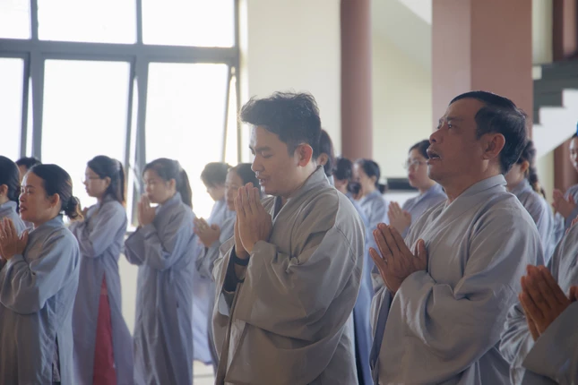 Huynh trưởng các đơn vị tham dự khóa tu