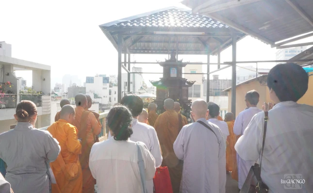 Bảo tháp cố Ni trưởng Thích nữ Tràng Liên trong khuôn viên tịnh xá Ngọc Diệp