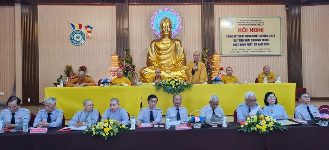 Thượng tọa Thích Phước Nghiêm đạo từ chứng minh