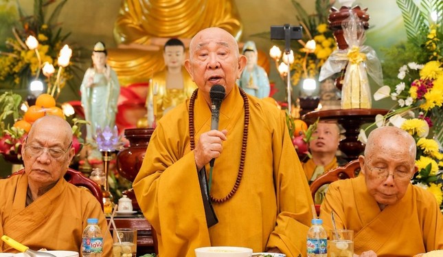 Trưởng lão Hòa thượng Thích Như Tin ban đạo từ chứng minh Trưởng lão Hòa thượng Thích Như Tin ban đạo từ chứng minh