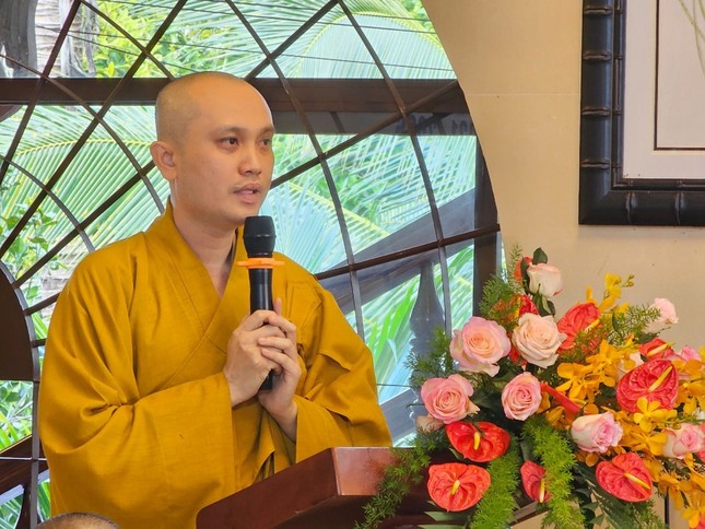 Đại đức Thích Minh Tuấn phát biểu khai mạc