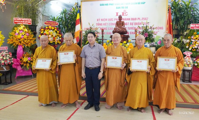 Các cá nhân nhận giấy khen của Ủy ban MTTQVN Q.Gò Vấp