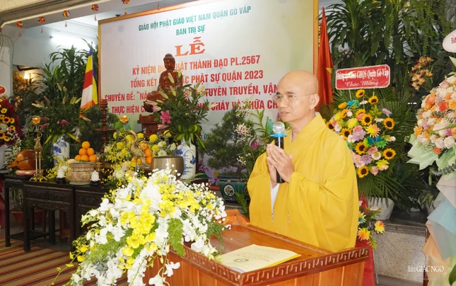 Thượng tọa Thích Thiện Quý phát biểu chỉ đạo