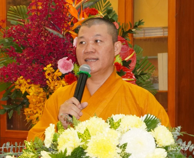 Thượng tọa Thích Minh Duyên, Phó ban Trị sự GHPGVN Q.3 dẫn chương trình Thượng tọa Thích Minh Duyên, Phó ban Trị sự GHPGVN Q.3 dẫn chương trình