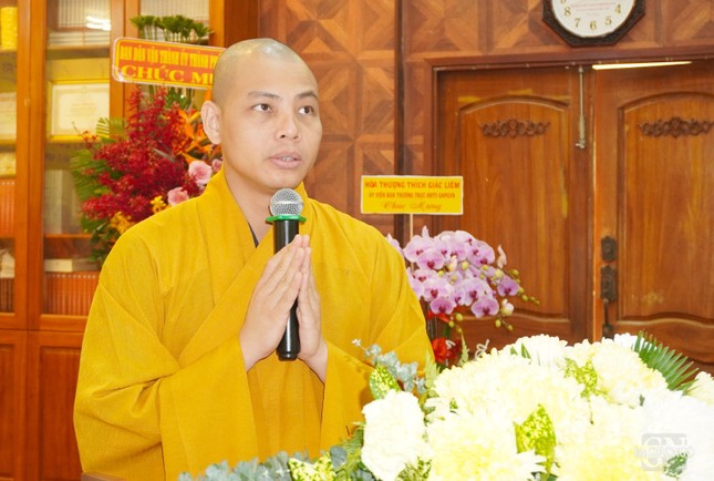 Đại đức Thích Minh Ân phát biểu cảm tạ