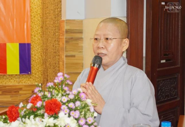 Ni sư Thích nữ Huệ Khánh trình phương hướng hoạt động Phật sự năm 2024