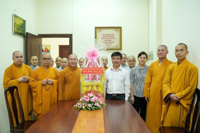 Chúc Tết đến Ban Tôn giáo TP.Hồ Chí Minh