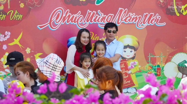 Chúc mừng năm mới Giáp Thìn