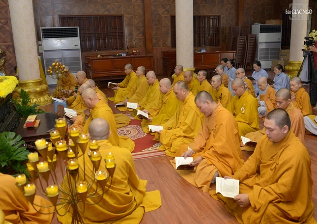 Khóa lễ tụng kinh Dược Sư Khóa lễ tụng kinh Dược Sư