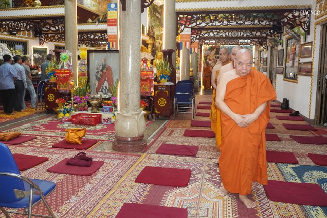 Khóa thiền hành Khóa thiền hành