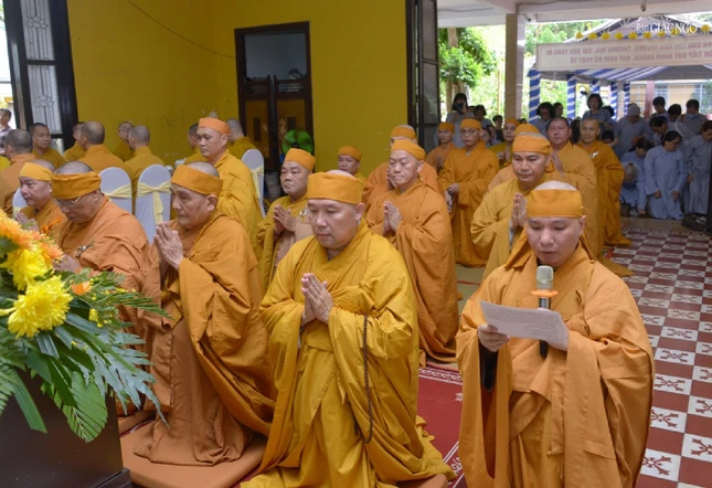 Môn đồ đệ tử tác bạch duyên sự