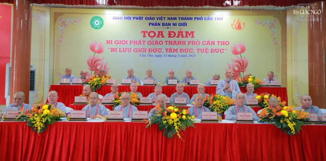 Ni trưởng Thích nữ Như Minh, Phó Phân ban Ni giới T.Ư đặc trách Ni giới các tỉnh miền Trung