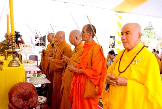 Chư tôn đức tưởng niệm