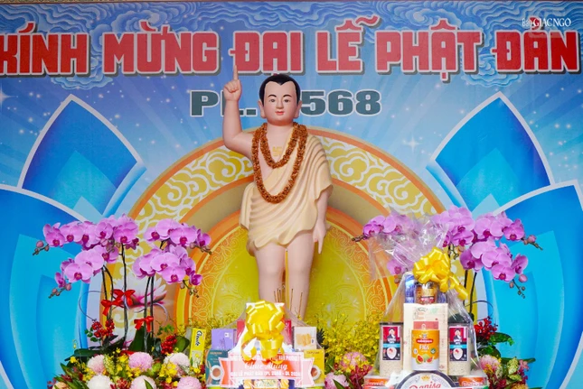 Vui mừng kỷ niệm ngày Đức Phật Thích Ca đản sanh