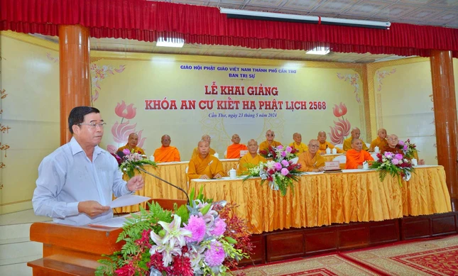 Ông Đoàn Văn Hiếu, Phó Trưởng ban Tôn giáo TP.Cần Thơ phát biểu Ông Đoàn Văn Hiếu, Phó Trưởng ban Tôn giáo TP.Cần Thơ phát biểu