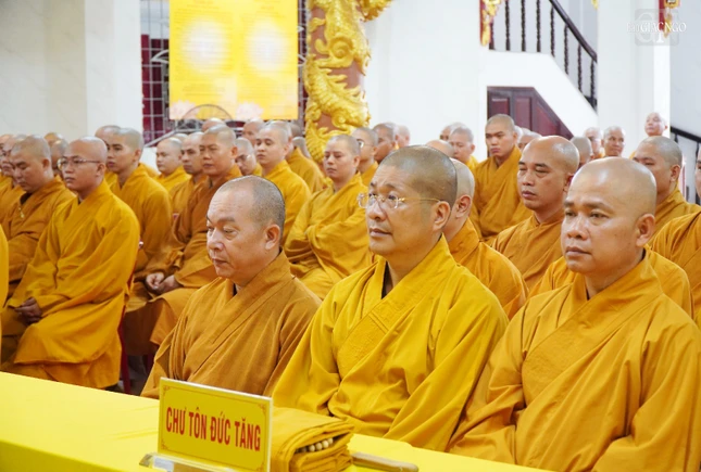 Khóa An cư kiết hạ Phật lịch 2568, Ban Trị sự GHPGVN Q.3 tổ chức 7 trường hạ tập trung và 7 điểm an cư tại chỗ dành cho Tăng Ni trên địa bàn quận Khóa An cư kiết hạ Phật lịch 2568, Ban Trị sự GHPGVN Q.3 tổ chức 7 trường hạ tập trung và 7 điểm an cư tại chỗ dành cho Tăng Ni trên địa bàn quận