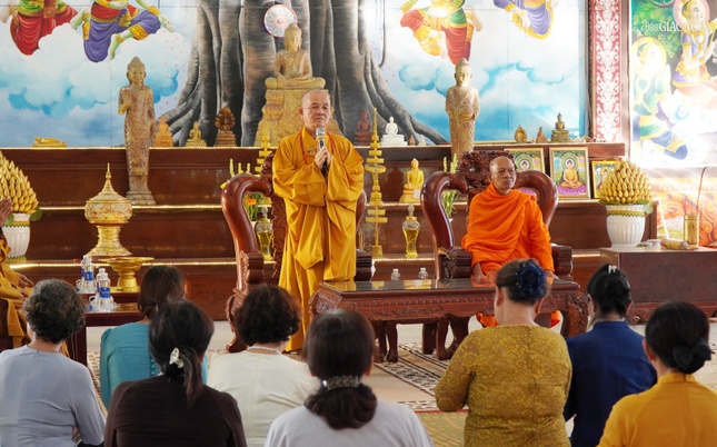 Hòa thượng Thích Minh Thiện phát biểu