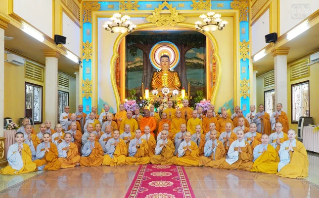 Lưu niệm tại trường hạ chùa Từ Nghiêm