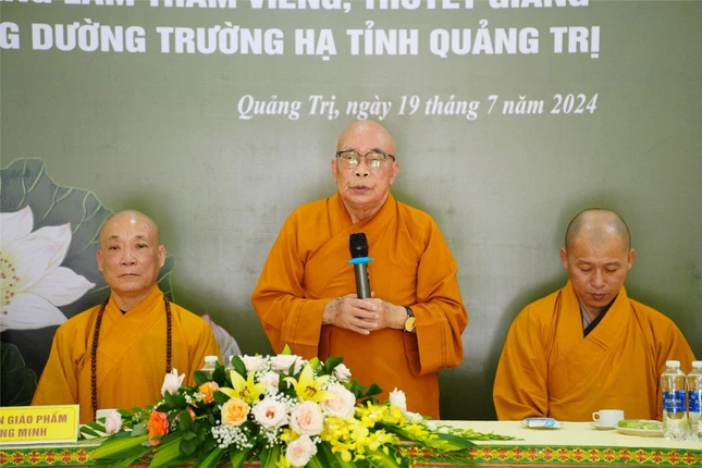Hòa thượng Thích Thiện Tấn, Ủy viên Thường trực Hội đồng Trị sự, Trưởng ban Trị sự GHPGVN tỉnh Quảng Trị phát biểu chào mừng - Ảnh: Ban TT-TT tỉnh Quảng Trị