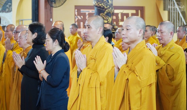 Khóa tụng kinh Bát-nhã hồi hướng