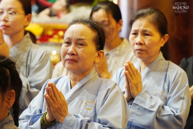 Phật tử xúc động trong lễ tưởng niệm