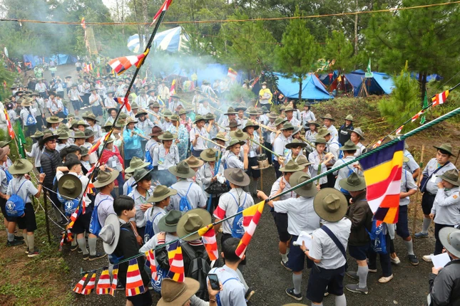 Thi nấu cơm bay - Ảnh: TT trại Lục Hòa III