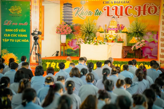 Trưởng lão Hòa thượng Thích Minh Thông thuyết giảng