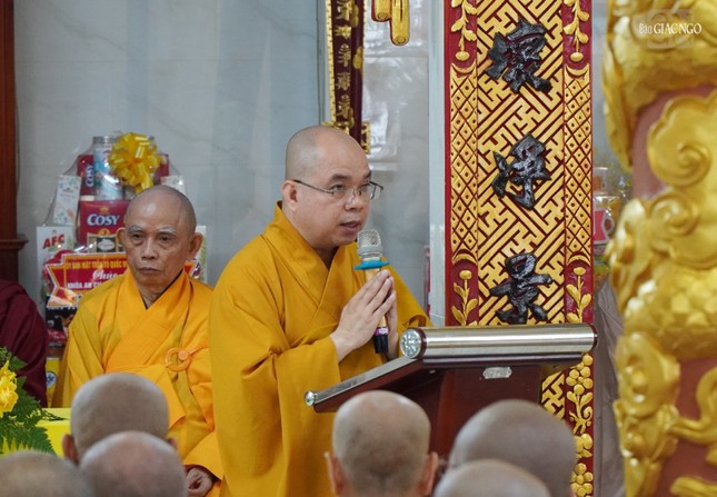 Thượng tọa Thích Thiện Tài báo cáo tổng kết khóa An cư kiết hạ Phật lịch 2568