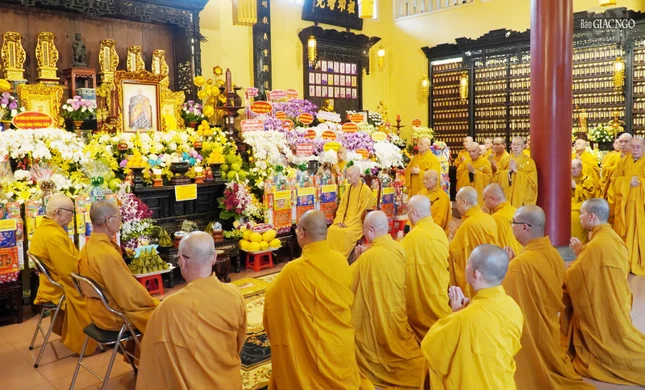 Trang nghiêm lễ tưởng niệm Hòa thượng Thích Nhật Quang tại tổ đình Ấn Quang, Q.10, TP.HCM