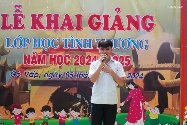 Hát mừng năm học mới